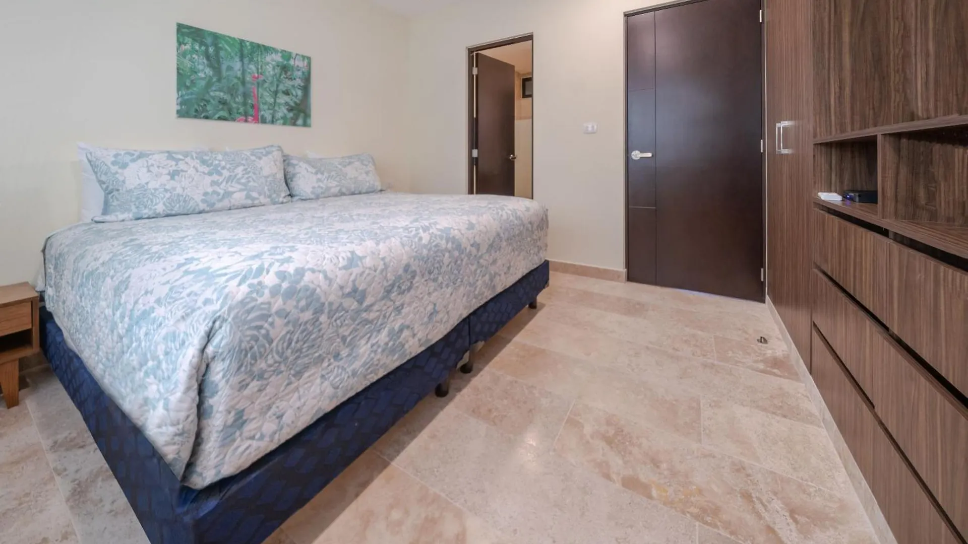 Veranda 210 Condo - Downtown, - At Veranto Condos With Rooftop Pool Playa del Carmen Meksyk