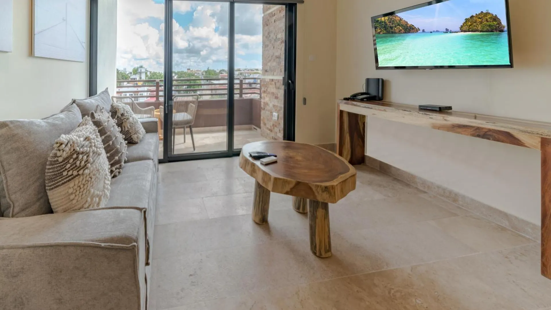Apartament Veranda 210 Condo - Downtown, - At Veranto Condos With Rooftop Pool Playa del Carmen