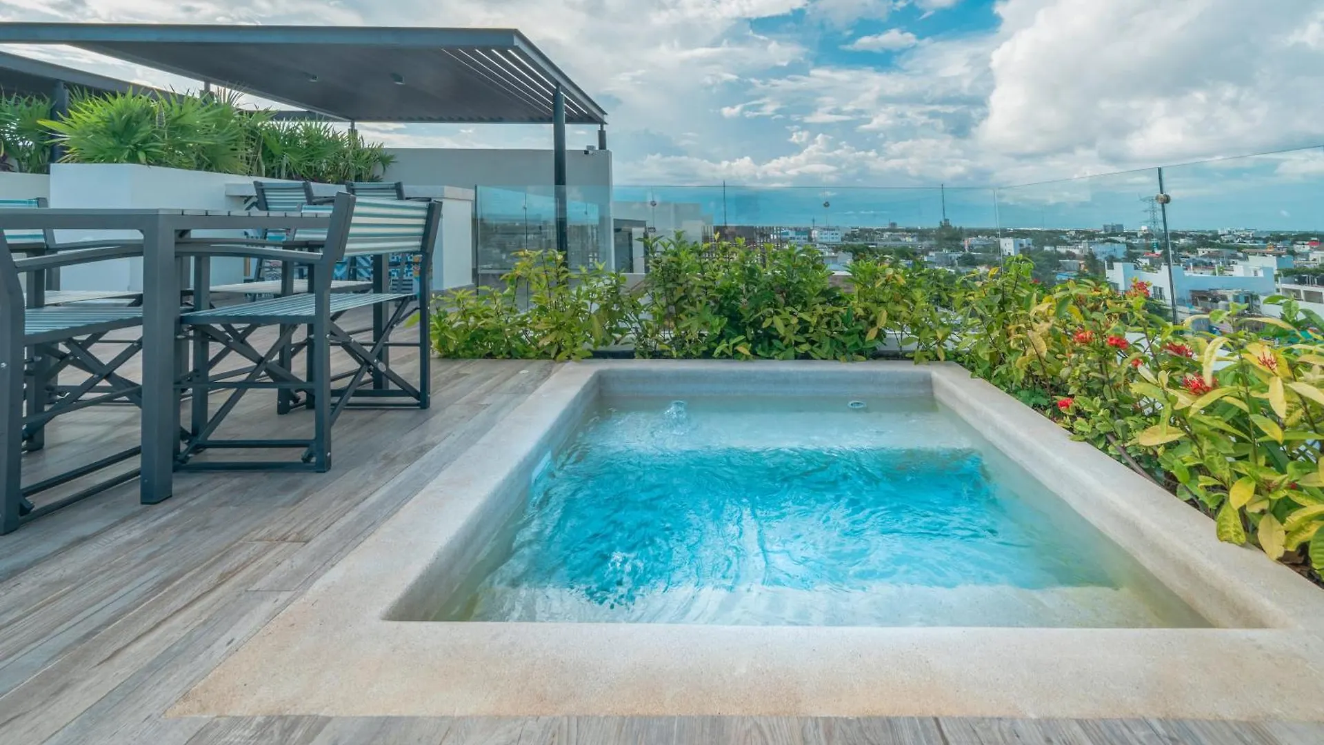 Apartament Veranda 210 Condo - Downtown, - At Veranto Condos With Rooftop Pool Playa del Carmen Meksyk
