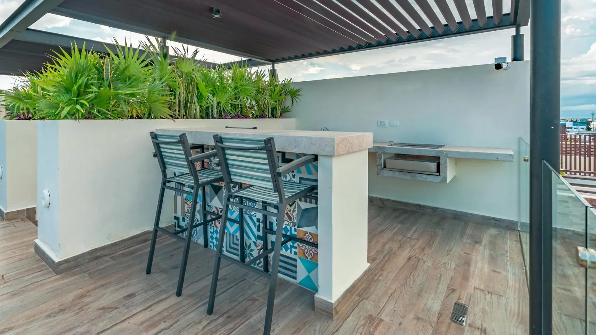Veranda 210 Condo - Downtown, - At Veranto Condos With Rooftop Pool Playa del Carmen Apartament